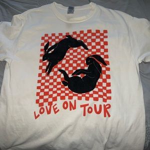 harry styles love on tour shirt 2021.